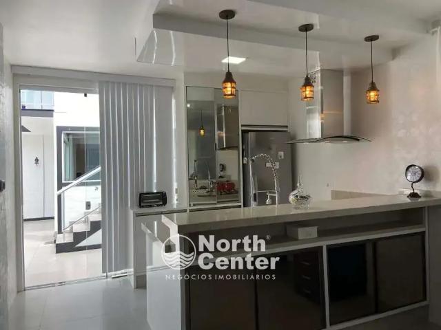 Casa / Sobrado para Venda em Balneário Barra do Sul/SC Costeira 4 Quartos