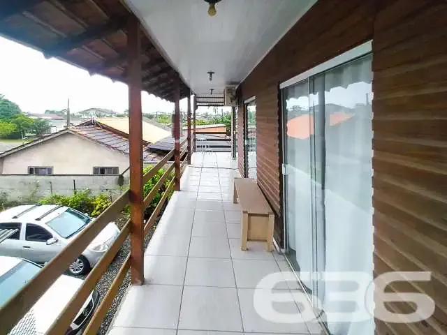Casa / Sobrado para Venda em Balneário Barra do Sul/SC Costeira 4 Quartos