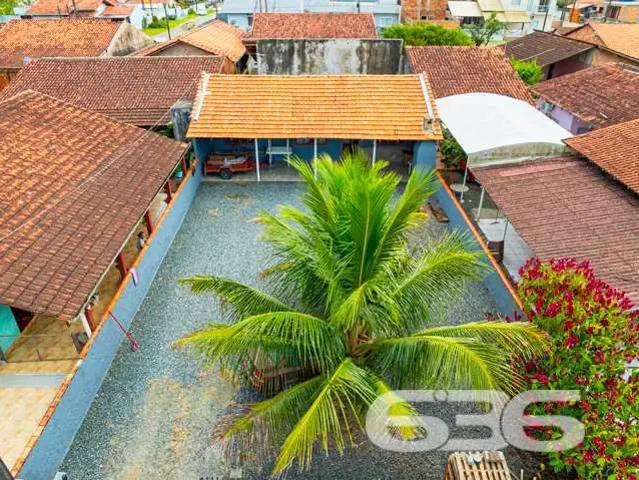 Casa / Sobrado para Venda em Balneário Barra do Sul/SC Centro 2 Quartos