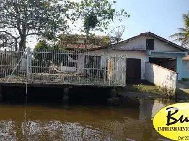 Casa / Sobrado para Venda em Balneário Barra do Sul/SC Centro 6 Quartos