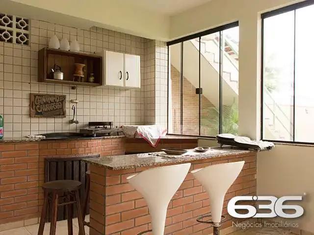 Casa / Sobrado para Venda em Balneário Barra do Sul/SC Centro 8 Quartos