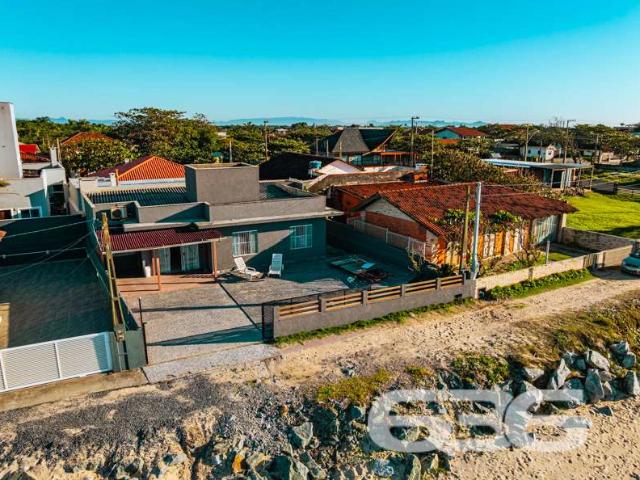 Casa / Sobrado para Venda em Balneário Barra do Sul/SC Salinas 3 Quartos