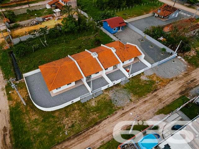 Casa / Sobrado para Venda em Balneário Barra do Sul/SC Salinas 3 Quartos