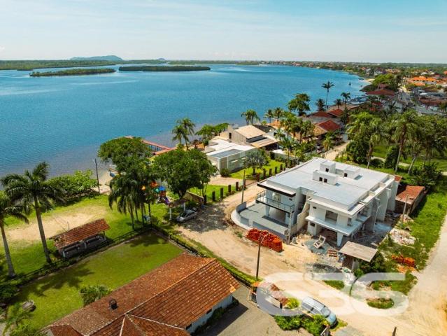 Casa / Sobrado para Venda em Balneário Barra do Sul/SC Pinheiros 2 Quartos