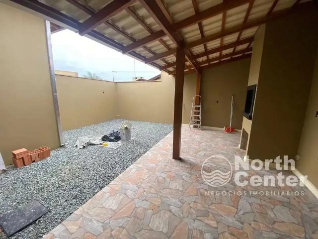 Casa / Sobrado para Venda em Balneário Barra do Sul/SC Pinheiros 3 Quartos