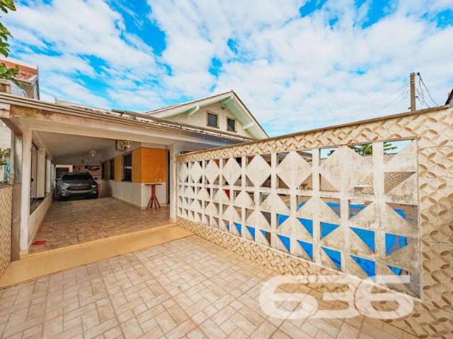 Casa / Sobrado para Venda em Balneário Barra do Sul/SC Pinheiros 8 Quartos