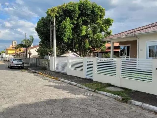 Casa / Sobrado para Venda em Balneário Gaivota/SC Lagoa de Fora 2 Quartos