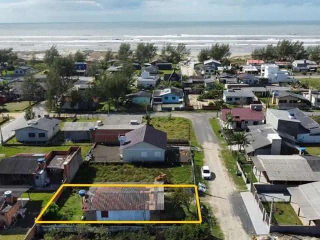 Casa / Sobrado para Venda em Balneário Gaivota/SC Praia Fernão Capelo 2 Quartos