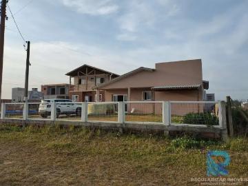 Casa / Sobrado para Venda em Balneário Gaivota/SC Sumaré 5 Quartos