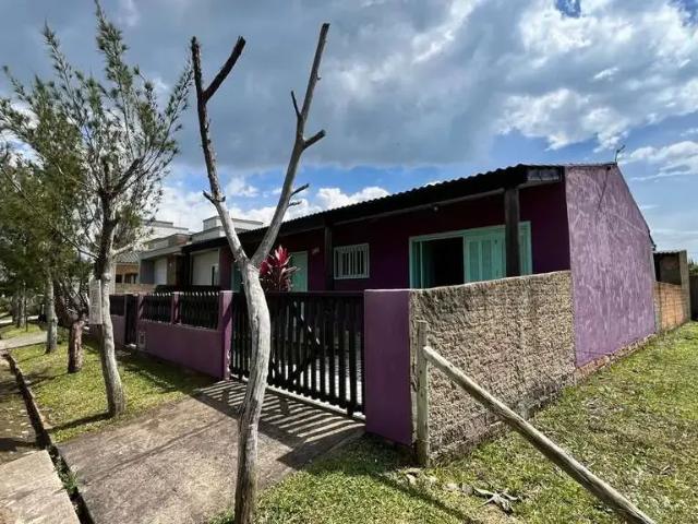 Casa / Sobrado para Venda em Balneário Gaivota/SC Village Dunas I 2 Quartos