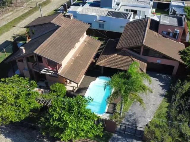 Casa / Sobrado para Venda em Balneário Gaivota/SC Village Dunas I 3 Quartos