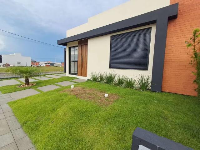 Casa / Sobrado para Venda em Balneário Gaivota/SC Village Dunas Norte 2 Quartos