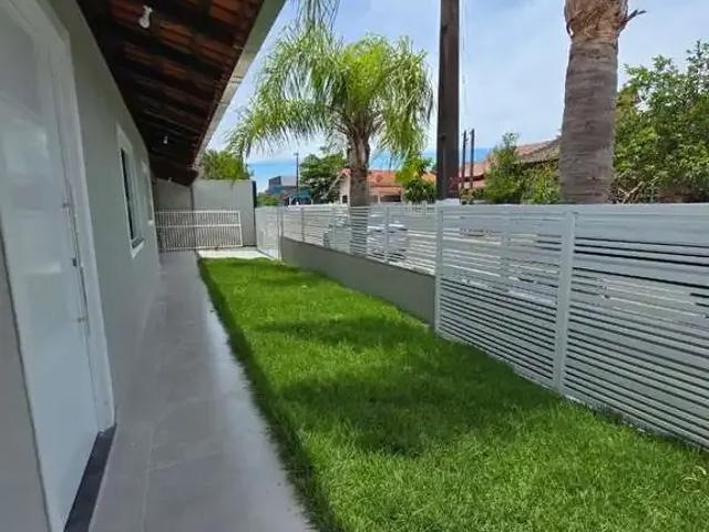 Casa / Sobrado para Venda em Balneário Piçarras/SC Centro 3 Quartos