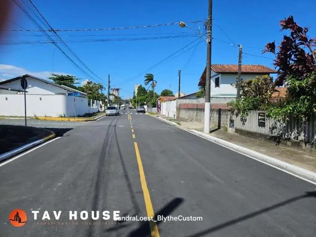 Casa / Sobrado para Venda em Balneário Piçarras/SC Centro 2 Quartos