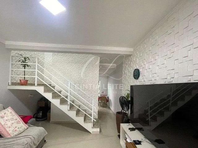 Casa / Sobrado para Venda em Balneário Piçarras/SC Centro 2 Quartos