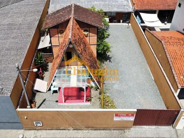 Casa / Sobrado para Venda em Balneário Piçarras/SC Centro 4 Quartos