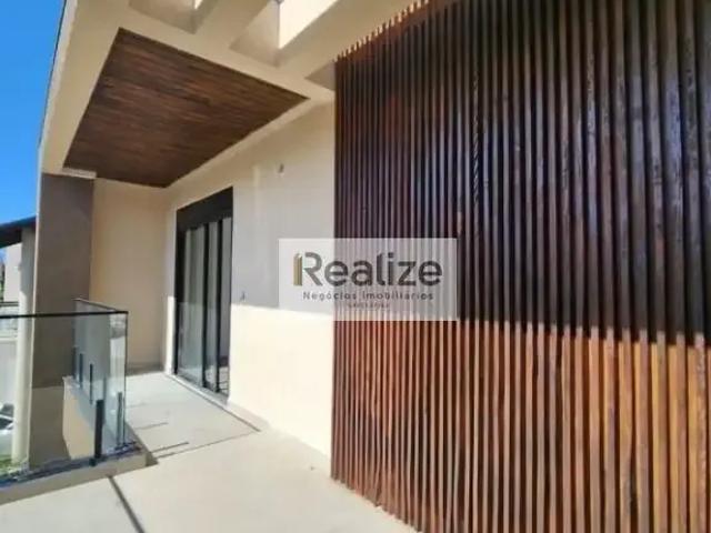 Casa / Sobrado para Venda em Balneário Piçarras/SC Centro 4 Quartos