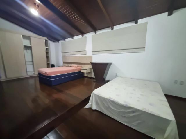 Casa / Sobrado para Venda em Balneário Piçarras/SC Centro 4 Quartos