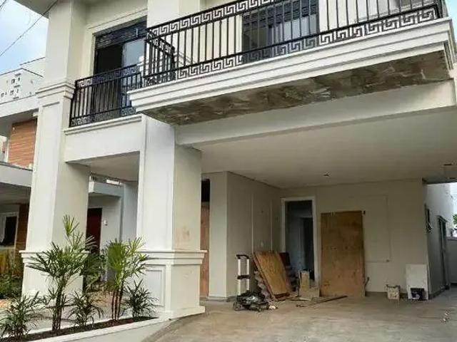Casa / Sobrado para Venda em Balneário Piçarras/SC Centro 4 Quartos