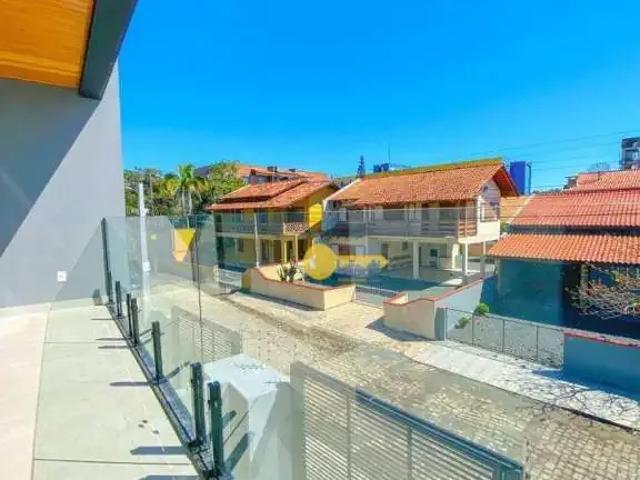 Casa / Sobrado para Venda em Balneário Piçarras/SC Itacolomi 3 Quartos