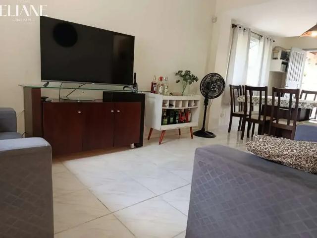 Casa / Sobrado para Venda em Balneário Piçarras/SC Itacolomi 3 Quartos