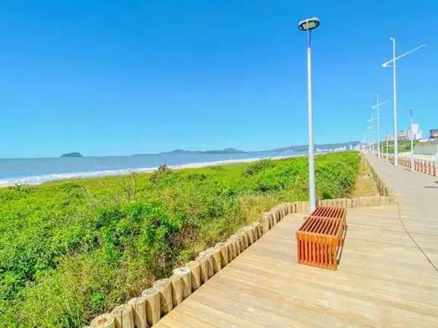 Casa / Sobrado para Venda em Balneário Piçarras/SC Itacolomi 3 Quartos