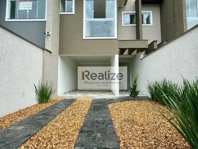 Casa / Sobrado para Venda em Balneário Piçarras/SC Itacolomi 3 Quartos