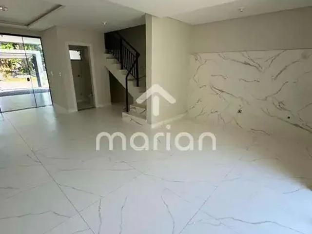 Casa / Sobrado para Venda em Balneário Piçarras/SC Itacolomi 3 Quartos