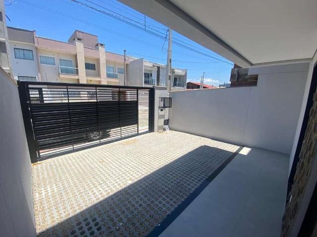 Casa / Sobrado para Venda em Balneário Piçarras/SC Itacolomi 3 Quartos