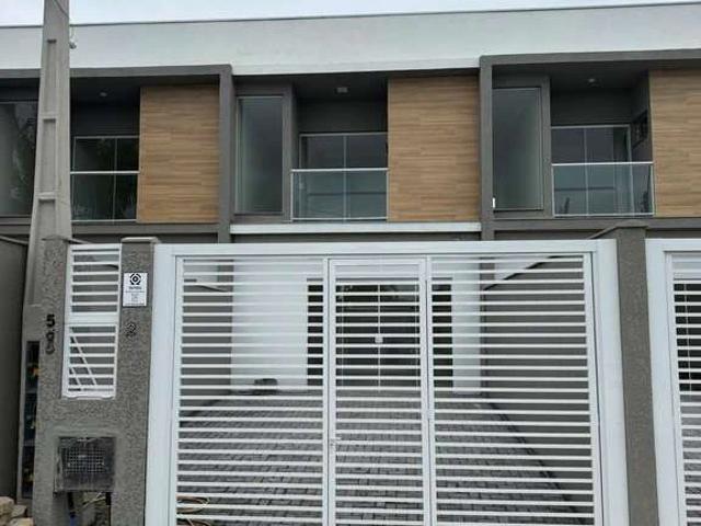 Casa / Sobrado para Venda em Balneário Piçarras/SC Itacolomi 3 Quartos