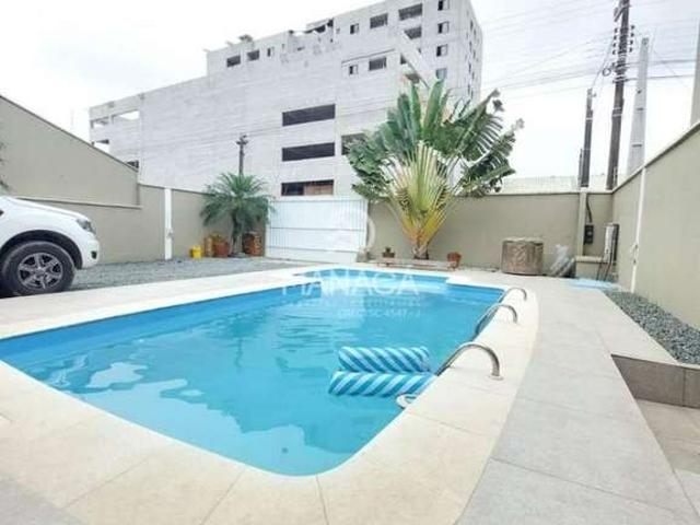 Casa / Sobrado para Venda em Balneário Piçarras/SC Itacolomi 3 Quartos