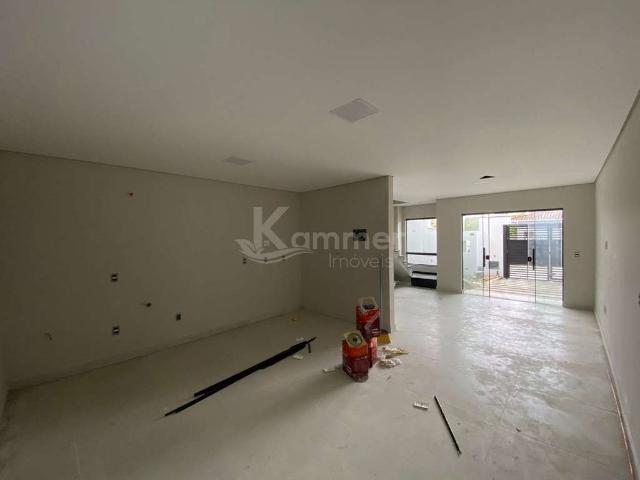 Casa / Sobrado para Venda em Balneário Piçarras/SC Itacolomi 3 Quartos