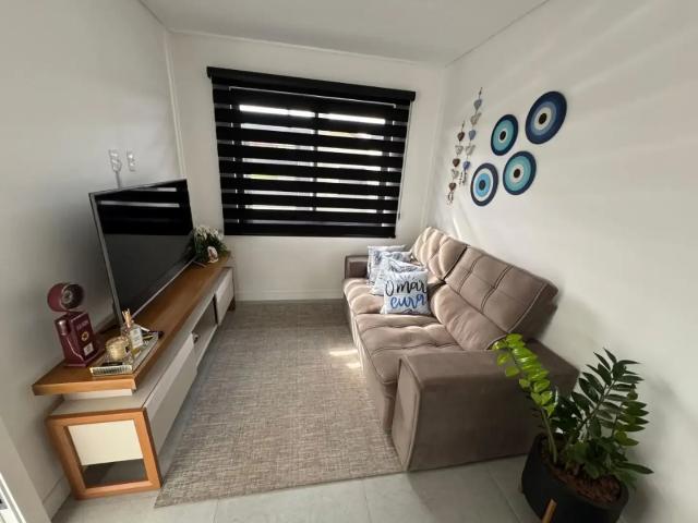 Casa / Sobrado para Venda em Balneário Piçarras/SC Itacolomi 2 Quartos