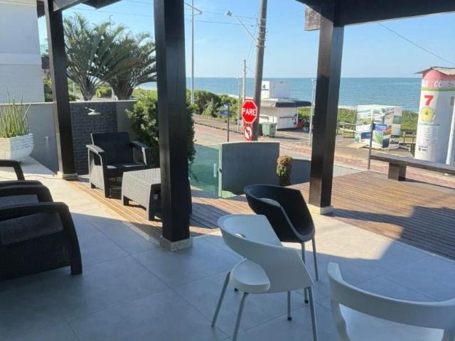 Casa / Sobrado para Venda em Balneário Piçarras/SC Itacolomi 5 Quartos