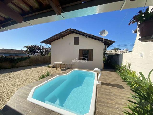Casa / Sobrado para Venda em Balneário Piçarras/SC Santo Antônio 3 Quartos