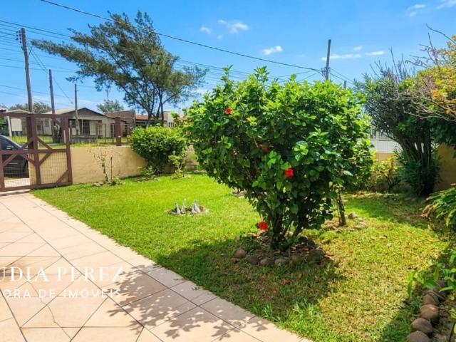 Casa / Sobrado para Venda em Balneário Pinhal/RS Centro 2 Quartos