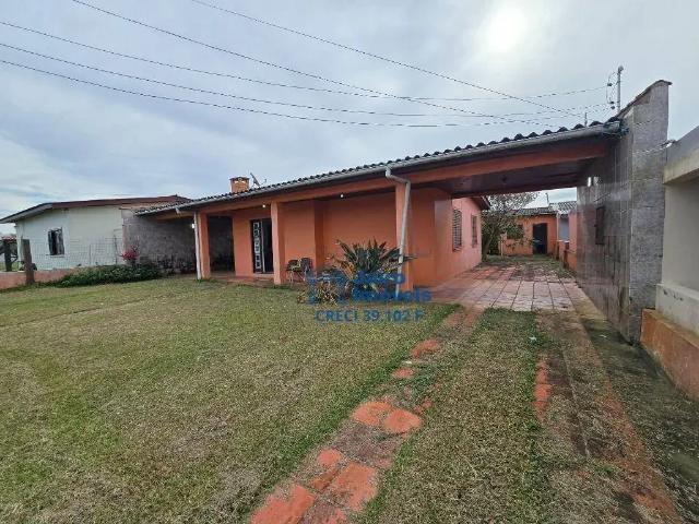 Casa / Sobrado para Venda em Balneário Pinhal/RS Centro 3 Quartos