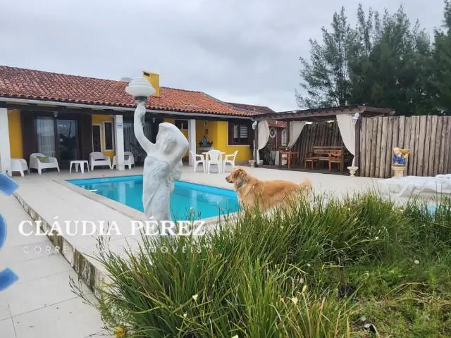 Casa / Sobrado para Venda em Balneário Pinhal/RS Centro 3 Quartos