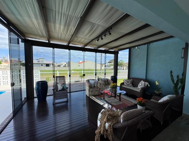 Casa / Sobrado para Venda em Balneário Rincão/SC Zona Nova 4 Quartos