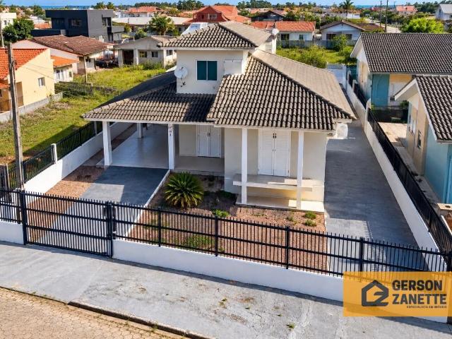 Casa / Sobrado para Venda em Balneário Rincão/SC Zona Nova 4 Quartos