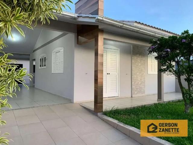 Casa / Sobrado para Venda em Balneário Rincão/SC Zona Sul 3 Quartos