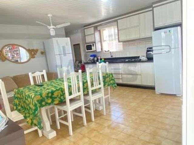 Casa / Sobrado para Venda em Balneário Rincão/SC Zona Sul 3 Quartos