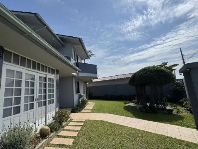 Casa / Sobrado para Venda em Balneário Rincão/SC Zona Sul 4 Quartos