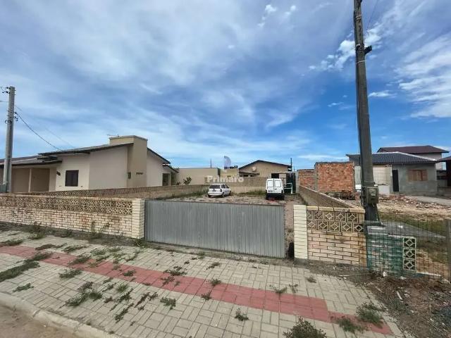 Casa / Sobrado para Venda em Balneário Rincão/SC Zona Sul 4 Quartos