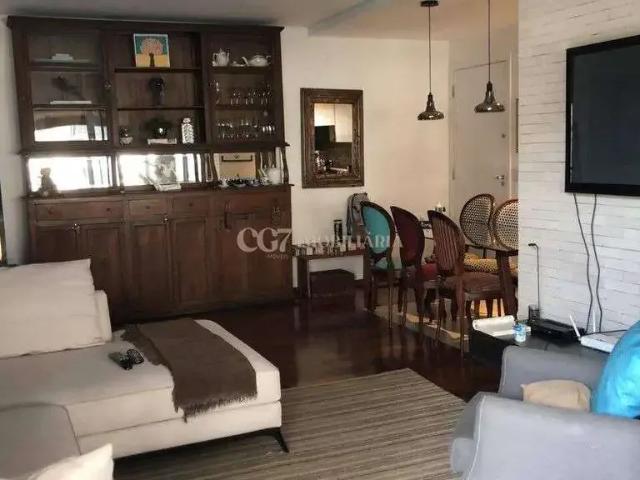 Casa / Sobrado para Venda em Barueri/SP Alphaville