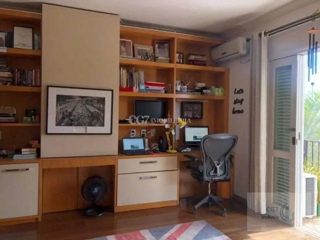 Casa / Sobrado para Venda em Barueri/SP Alphaville 4 Quartos