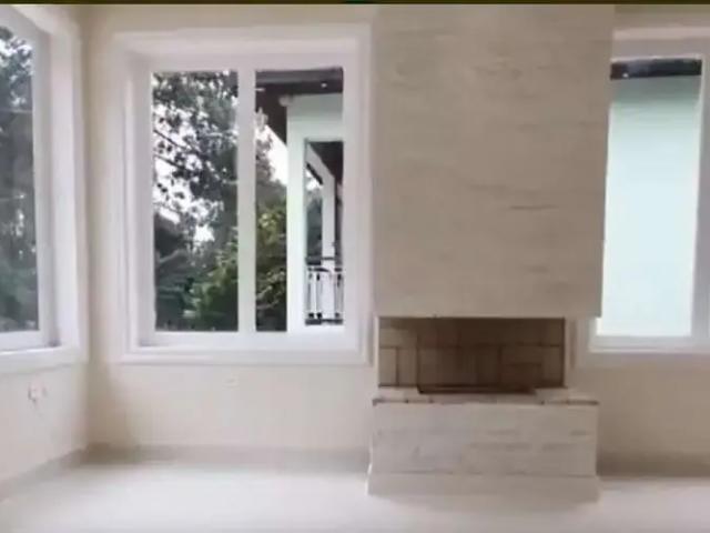 Casa / Sobrado para Venda em Barueri/SP Morada dos Pássaros 5 Quartos