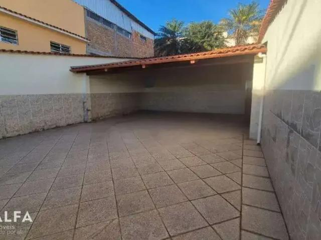 Casa / Sobrado para Venda em Barbacena/MG Grogotó 4 Quartos