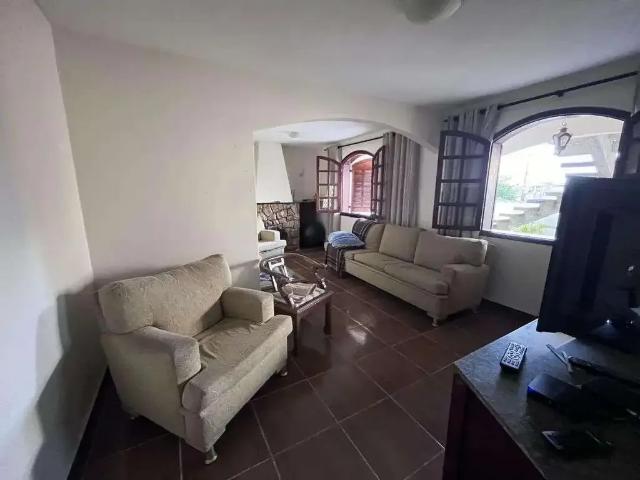Casa / Sobrado para Venda em Barbacena/MG Santa Cecília 3 Quartos