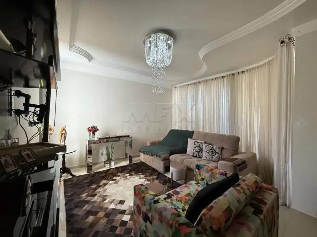 Casa / Sobrado para Venda em Bariri/SP Jardim Umuarama 3 Quartos